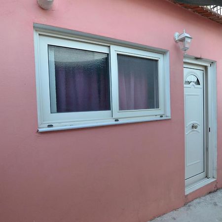 Domenica House Kondaraíni Exterior foto